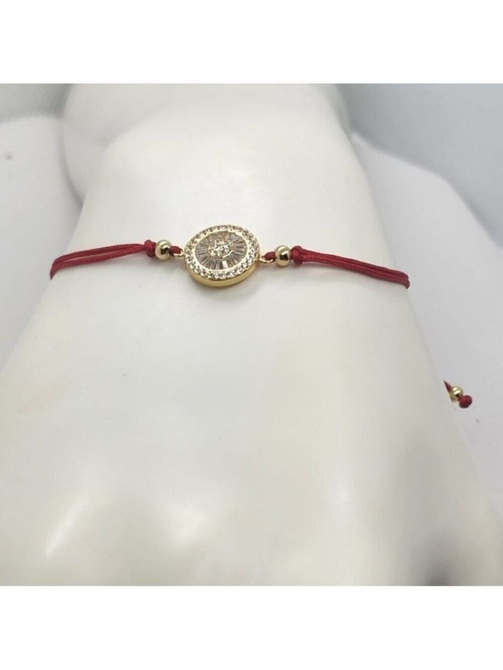 Sterling Silver 925 Round Design with Adjustable Bracelet